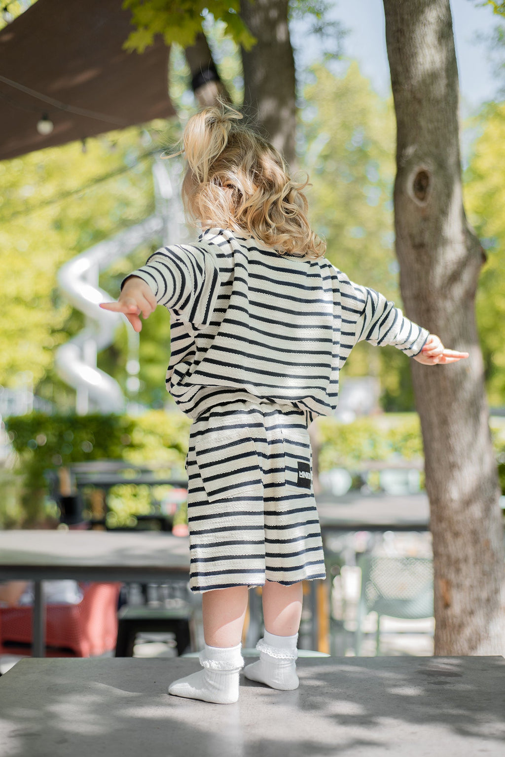Chlapecké šortky MINIKID – námořnický styl, pohodlné a praktické