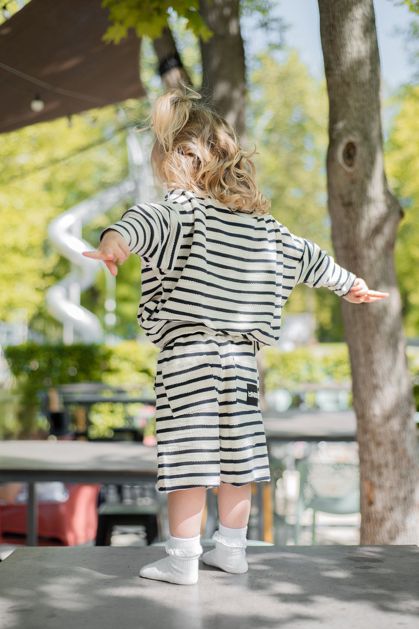 Chlapecké šortky MINIKID – námořnický styl, pohodlné a praktické